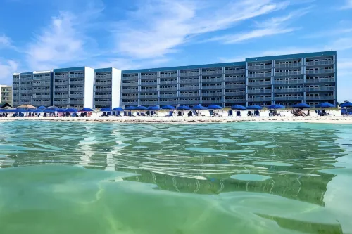 Islander Beach Resort/Direct Gulf View from 4th Floor/Sleep 6/No Pets/No Smoking - Beach resorts