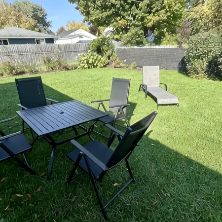 Lovely Cottage with Fenced in Back Yard