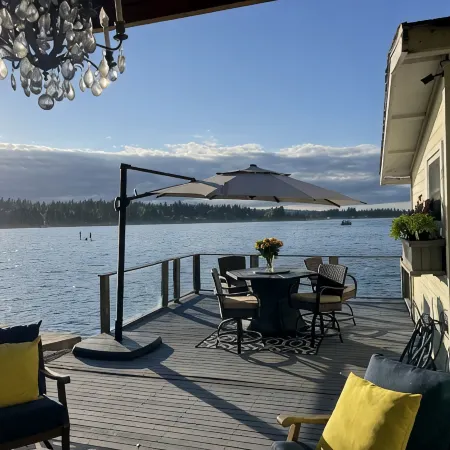 End of the Point - Cottage