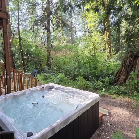 Luxury A-Frame w/ New Hot Tub! 15 Mins to Stevens Pass - Misty Mt. Haus