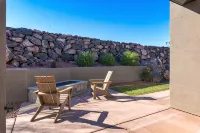 *New Owner Special* Stunning Luxury Home near Tuacahn and Snow Canyon - WiFi