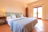 Finca Marti Ferrer: Private Swimming Pool, Garden, Barbecue, WiFi, Air Conditioning. - balcony