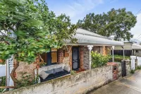 North Fremantle Cottage - บ้านพักหลังเล็ก