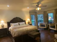 Gorgeous 5-bedroom country house in Cypress, Houston with Outdoor pool and SPA - Wifi