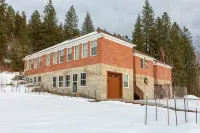 Historic High School - Stays and events close to skiing, golf, fishing, hunting! - 4-Star