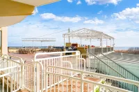 Montreal Beach Resort - Sea View