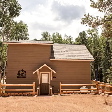 Mountain Getaway and Family Retreat