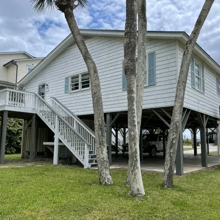 SPECTACULAR BEACH/OCEANVIEWS!!! PRIME LOCATION ON PALMETTO BLVD