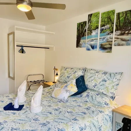 Red Hibiscus Villas