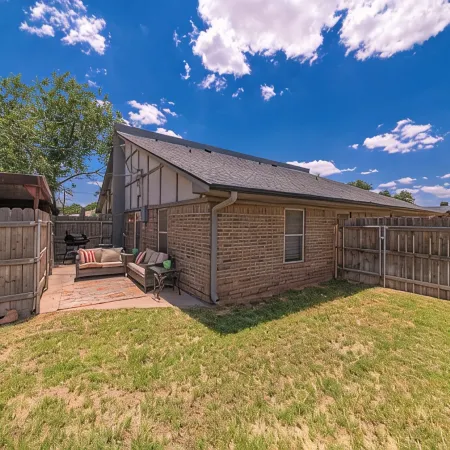 Right at Home-Uptown Place with gated yard and covered parking