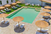 Ostria Hotel & Apartments - 3-Star