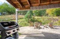 Charming Farmhouse, Sauna - 4 bedrooms, WiFi, AC in Upper Jay - Boutique