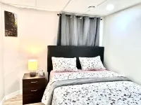 2 Bed rooms|Private entrance|Free Parking|Self-Check-in into our Upscale Haven. - Apartment