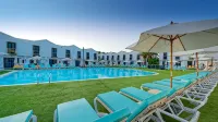 Fbc Fortuny Resort - Adults Only - สระว่ายน้ำแบบอินฟินิตี้