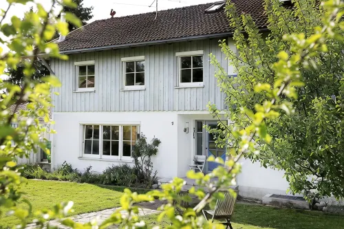Falkenweg vacation home: Idyllic cottage with large garden - 무료 와이파이
