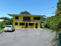 Au Petit Canal Fleuri - Apartments
