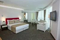 Sky Tower Hotel - 5-Star