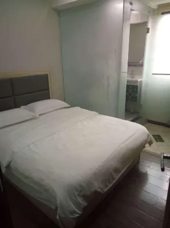 Zhushan Qingu Hotel Отели в г. Чжушань