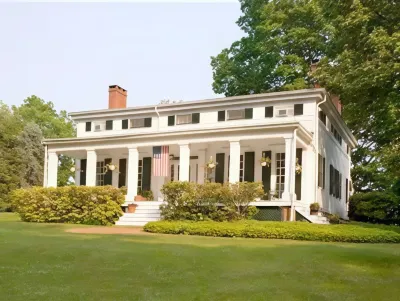 The Neighbour House B&B Hotels in Lebanon Township