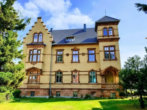 Villa Bianca am Huy Hotels in Halberstadt