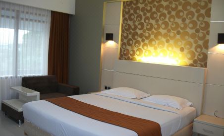 Ramayana Hotel - Housity