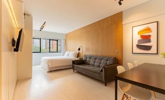 Sol - Flats Av Cauaxi by Anora Spaces