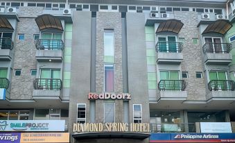 RedDoorz at Diamond Spring Hotel Angeles City