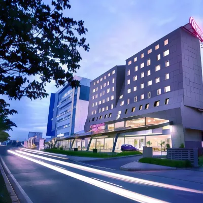 Fame Hotel Gading Serpong Hotels near Scientia Square Park (SQP)