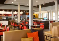 Courtyard Irvine John Wayne Airport/Orange County - breakfast