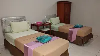 Hotel Grand Rofina Sinjai Hotels in North Sinjai
