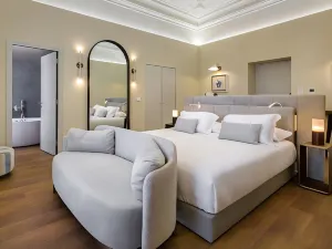 MouraSuites Hotel