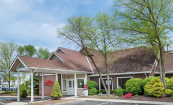 Best Western Fishkill Inn  Suites