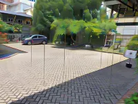 Taman Paradise Homestay Hotels in Sambikerep