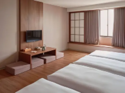 Orange Hotel Wenhua 嘉義のホテル