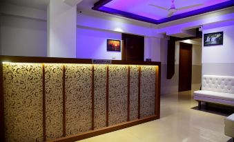 Hotel Monarch Center Point Near Dahanu Beach, Bordi