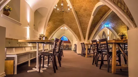 Mayfair Hotel Tunneln