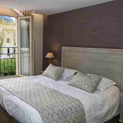 Nouvel Hôtel du Commerce Rooms