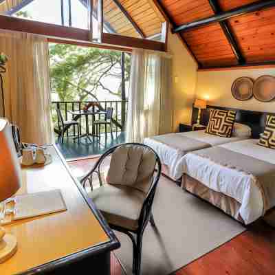 Mantenga Lodge Rooms