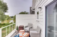 Riverfront Sheboygan Townhome w/ Grill! Hotels in Sheboygan Falls