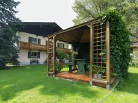 Spacious 4 Person Holiday Home Near Chiemsee Hotels in der Nähe von Strandbad & Beach Bar Übersee