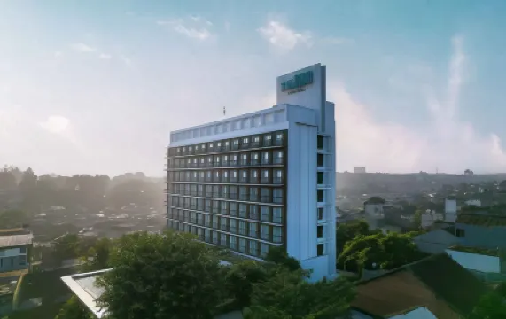 The 1O1 Bogor Suryakancana