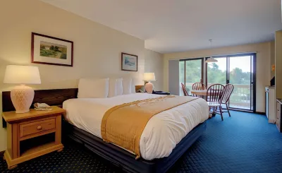 Aspinquid Resort