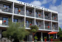 Le Galet Hotel & Spa Hotels near Plage du Castero