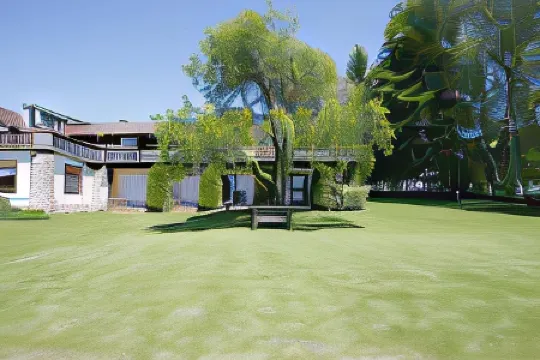 Landgasthof Schweizerhof Отели в г. Траунштайн