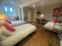 Wasters Arts Bar & Hotel, Contractor's Welcome Hotels in West Allotment