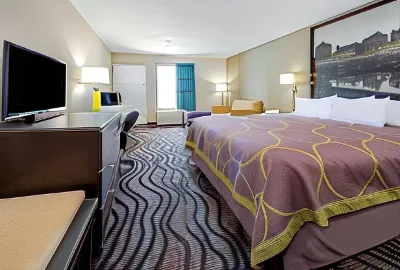 Super 8 by Wyndham Lakeland