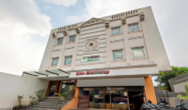 ทรีโบ แซม เรสซิเดนซี