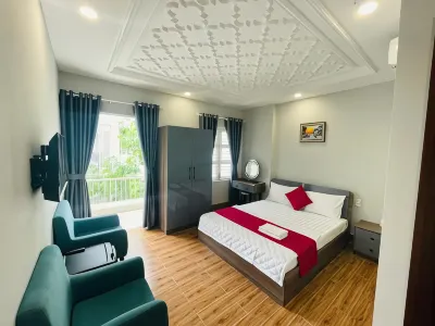 Phu Gia Hotel Hotels near Phap Tam Pagoda