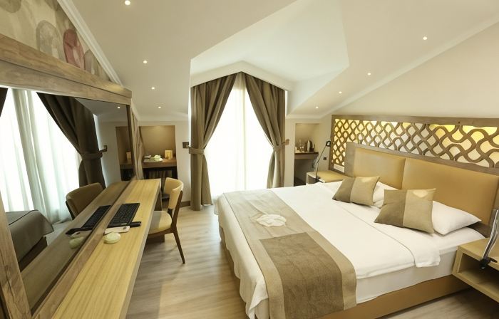 Unluselek Hotel