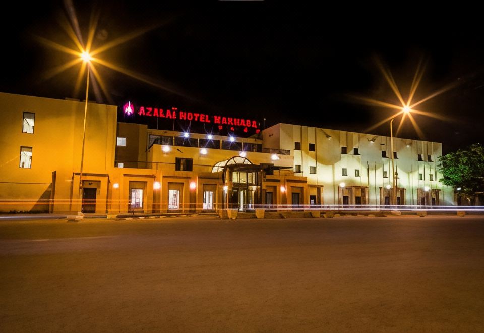 3. 아잘라이 호텔 ..